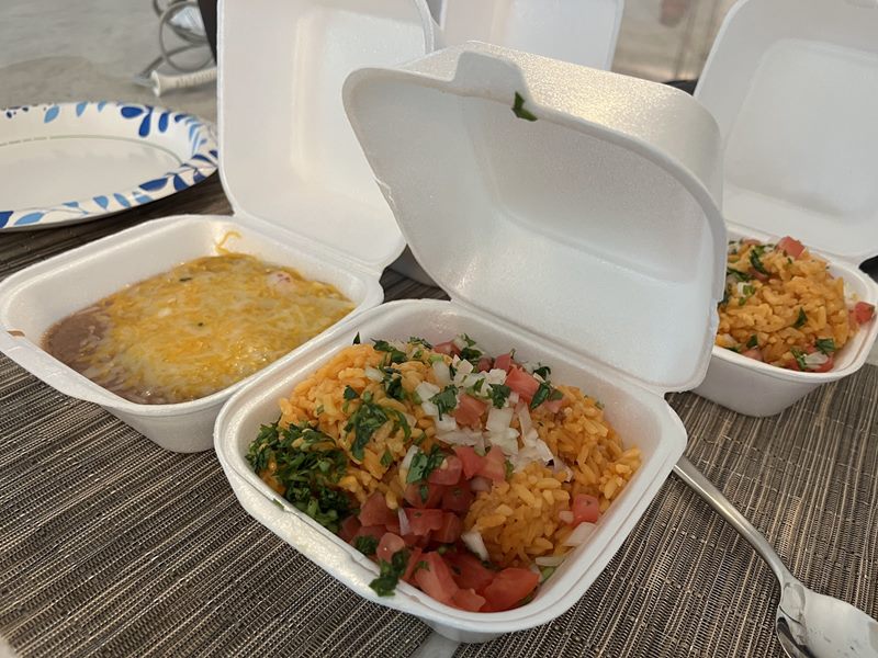 Pepper's Street Tacos food